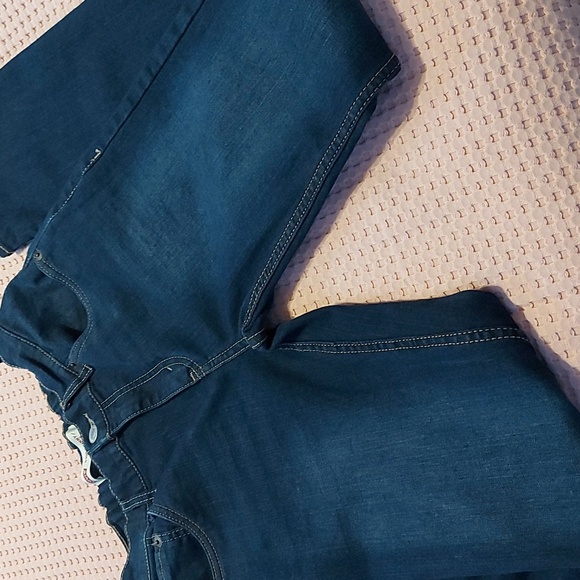 Boy's jeans - Picture 5 of 10